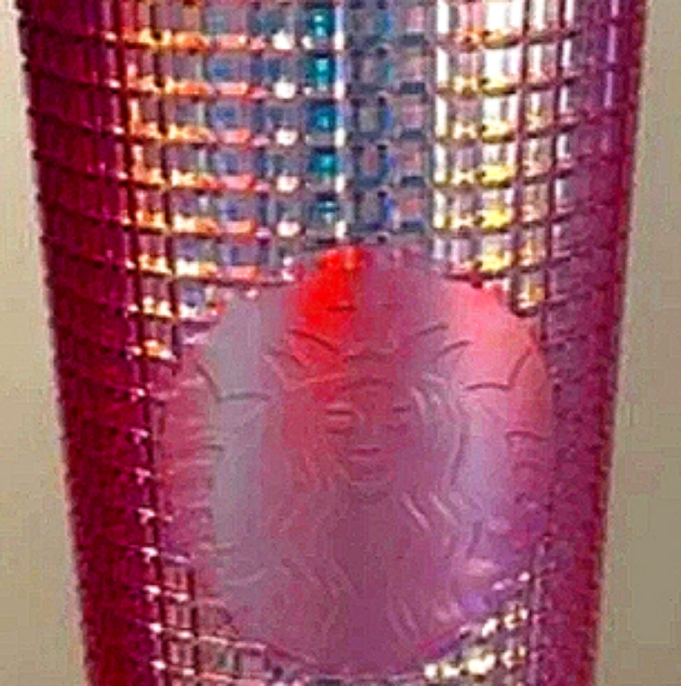 Xx SOLD ELSEWHERE Xx         Starbucks Grid Venti Cups